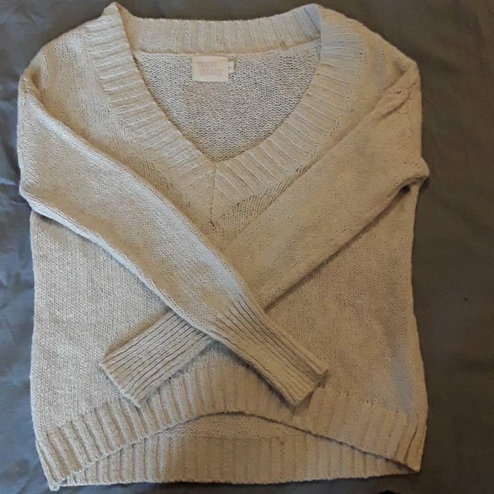 BNOT oatmeal  100% cotton v-neck sweater